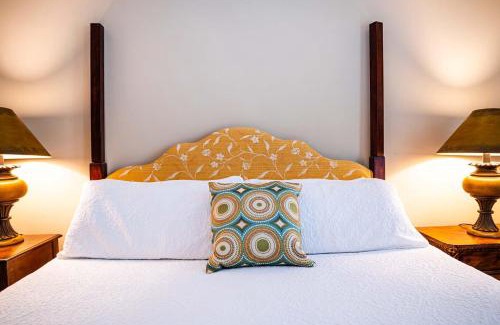 St. Augustine House | 5107-LP Ground Floor King Suite with kitchenette