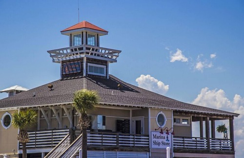 Saint Helena Island Apartment | 531 Sunsuite - New to VRBO! Resort Access Included!