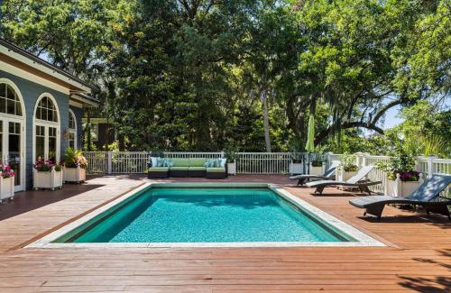 Vanderhorst Plantation House | 57 Ocean Course Drive by Akers Ellis Rentals