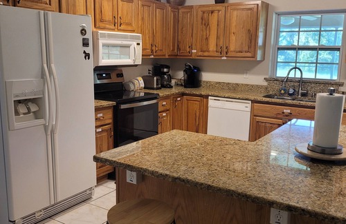 Fellowship House | 5BD/3.5BR Home : Sleeps 11 : HITS in 4: WEC in 15