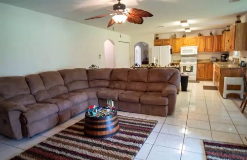Fellowship House | 5BD/3.5BR Home : Sleeps 11 : HITS in 4: WEC in 15