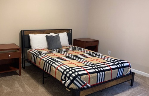 Southwind House | 5BR Haven Newly Furnished Retreat Pool/Playground