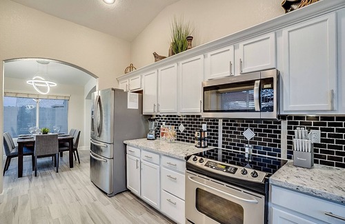 Deer Valley House | 5BR Hideaway w/Heated Pool/Hot Tub/Billiards Table