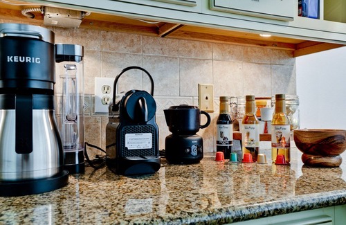 Palma Sola House | 5BR Pool Home Near Beach & IMG Academy