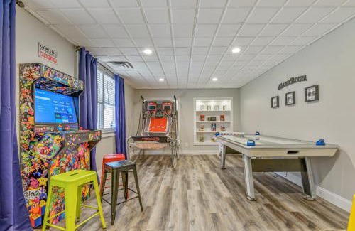 Cartersville House | 5BR With Movie & Game Rooms Near LakePoint PBR