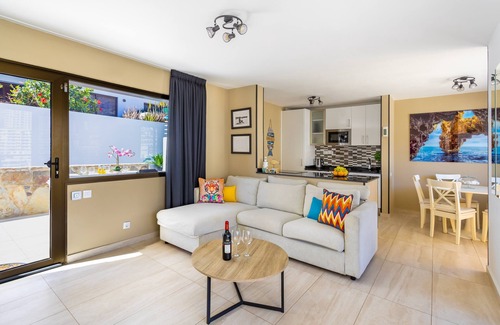 Puerto Rico Apartment | 5min walk from the beach! Modern renovated apartment with pool. CASA LINC