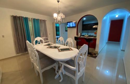 Santiago de los Caballeros Apartment | 6-1 SANTIAGO CITY GREAT COZY APT TO STAY - Cozy 3 bedrooms Apartment for 7 peoples - close to all kind the business wifi - Air Condition