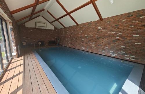 Blaencwm House | 6 Bed in Blaencwm oc-t32688