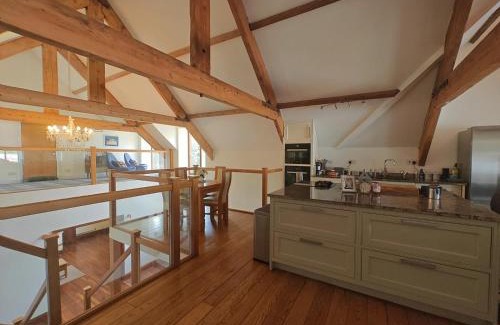 Blaencwm House | 6 Bed in Blaencwm oc-t32688