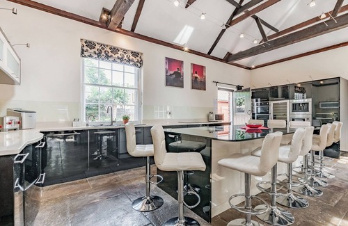 Westgate-on-Sea Cottage | 6 bedroom accommodation in Westgate On Sea, near Margate