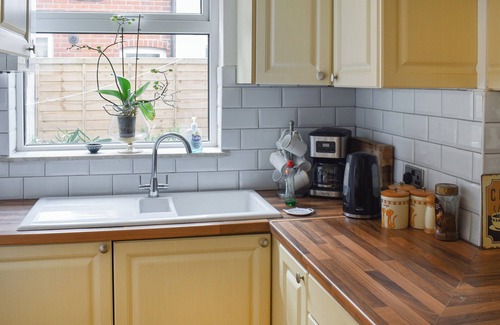 Clacton-on-Sea Cottage | 6 bedroom accommodation in Clacton on Sea