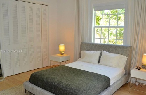 Key Biscayne Apartment | 6 Bedroom Single family 332603 by Houzlet