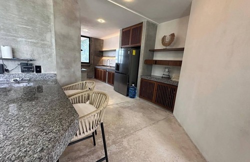 Cancun Villa | 6 Bedroom Villa in Cancun with private swimming pool