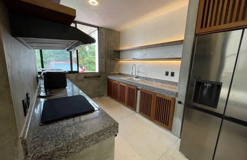 Cancun Villa | 6 Bedroom Villa in Cancun with private swimming pool