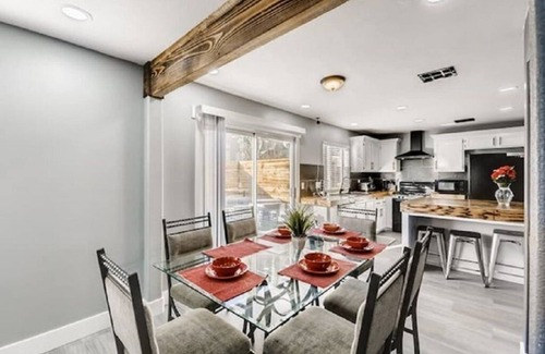 Spring Valley House | 6 Beds, 2.5 Bath - Private Pool/Spa - Steam Room