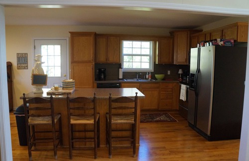 Wedowee House | 6 BR Charming Waterfront Spacious Lakehouse with Private Double-decker Dock