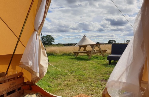 Saltburn-by-the-Sea Cabin | 6 Guests - Bell Tent - Wood Stove - Views