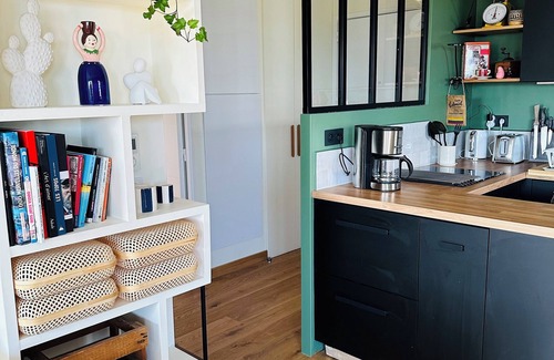 Saint-Ouen Apartment | 6 guests in the heart of Les Docks de Saint-Ouen