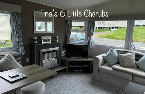 Cowes Apartment | 6 Little Cherubs Holiday Home
