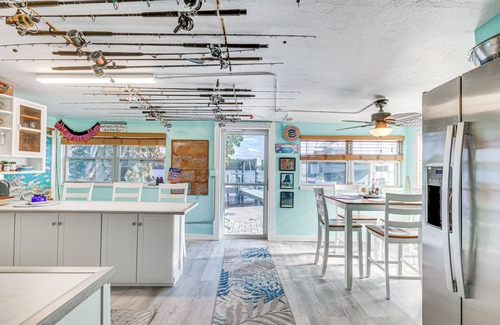 Ruskin House | 6 Mi to Beach: Riverfront Home in Ruskin!