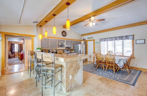 Emigrant Villa | 6 Mi to Chico Hot Springs: Villa w/River Access