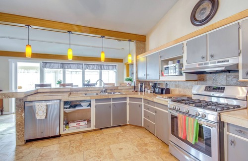 Emigrant Villa | 6 Mi to Chico Hot Springs: Villa w/River Access