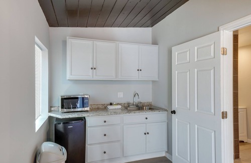 Frazier Park Apartment | 6 Mi to Frazier Mountain: Cozy Studio Retreat