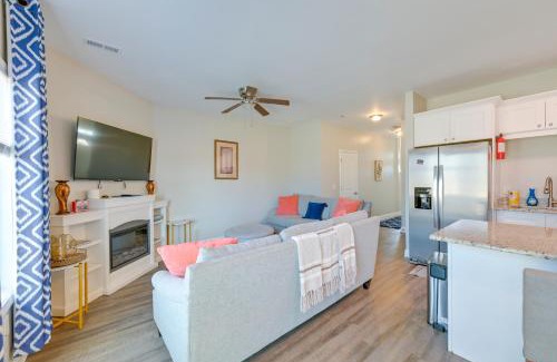 Harrisburg House | 6 Mi to PNC Music Pavilion Concord Townhome