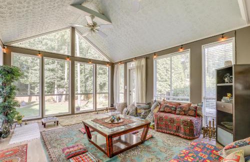 Snellville House | 6 Mi to Stone Mountain Park Home with Deck!