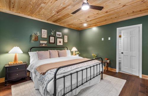 Lookout Mountain Bed & Breakfast | 6- Moccasin Bend Cottage