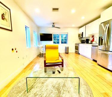 Flamingo/Lummus House | 60 Guests Luxury South Beach Private Estate