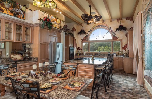 Clermont House | 62 Acre Private Island - Ultimate Fun AND Relaxation