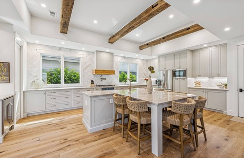 Sea Pines House | 67 Shell Ring Road @ Sea Pines | Lagoon Views | Modern Retreat