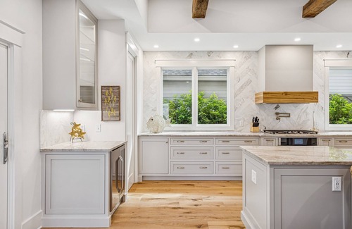 Sea Pines House | 67 Shell Ring Road @ Sea Pines | Lagoon Views | Modern Retreat