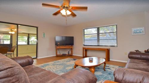 Lake Sarasota House | 6795 Sarasota