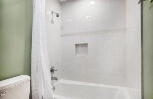 Oceanside House | 6964 Fairway One at The Sea Pines Resort