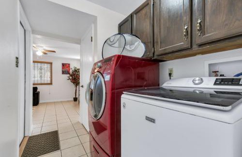 South Westminster House | 6BD Near DT - BBQ Grill, Games & Football Fun