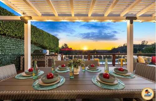 Tierrasanta House | 6BR San Diego Escape Pool Spa and Sunset View