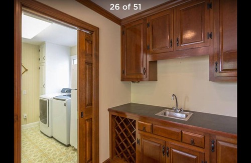 Lookout Mountain House | 7 bdrm 23ppl~Firepit~ Lookout Mtn~4miles Dwntwn Chatt 4 acres