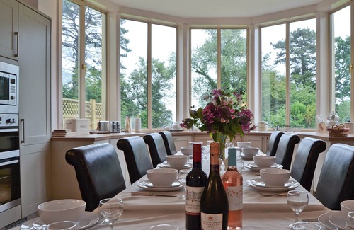 Ryde Cottage | 7 bedroom accommodation in Wootton Bridge, near Ryde