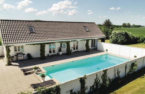Ryslinge House | 7 bedroom awesome home in ørbæk