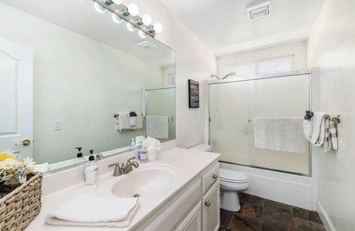 Ramona Other | 7-Bedroom Family Farm Retreat- Pool, Hot Tub, Game Room, Farm Stand, Chickens