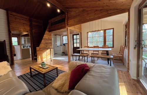 St Leonards House | 7 bedroom, Stunning Cottage with Hot-Tub & Cinema Room