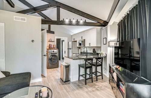 Surfside Beach Condo | 7 Mi to Ocean: Myrtle Beach Condo w/Deck