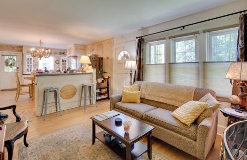 Royal Pines House | 7 Mi to The Biltmore Le Canard Cottage with Porch