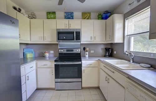 Seven Mile Beach House | 7 Mile Beach Cayman Condo