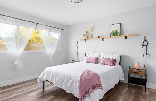 Joshua Tree House | 7 mins to Joshua Tree Home - The Sunset Jewel