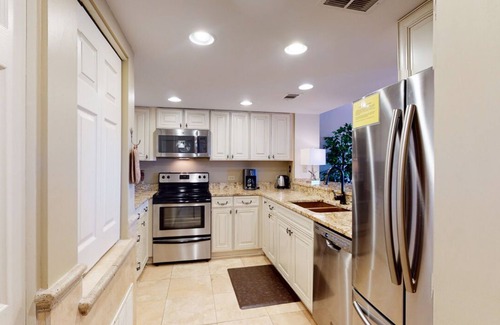 Shelter Cove Villa | 7169 Harbourside II with Beautiful Marina Views!