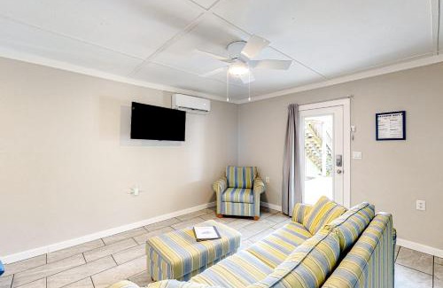 Perdido Key Coves One Apartment | 7213 Flood Reef - Unit 2