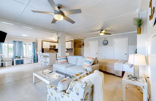 Perdido Key Coves One Apartment | 7213 Flood Reef - Unit 4
